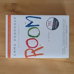 😍3/$25 ROOM (softcover book) by Emma Donoghue